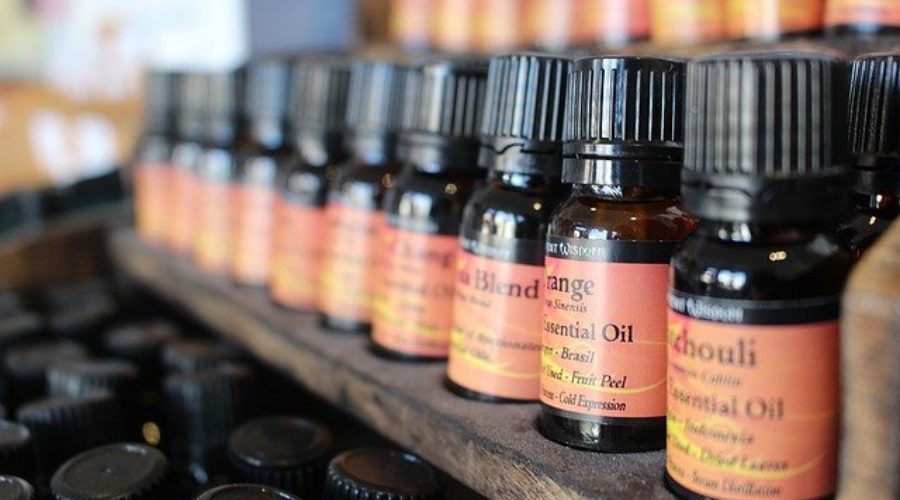 10 Important Details Before Using Essential Oils